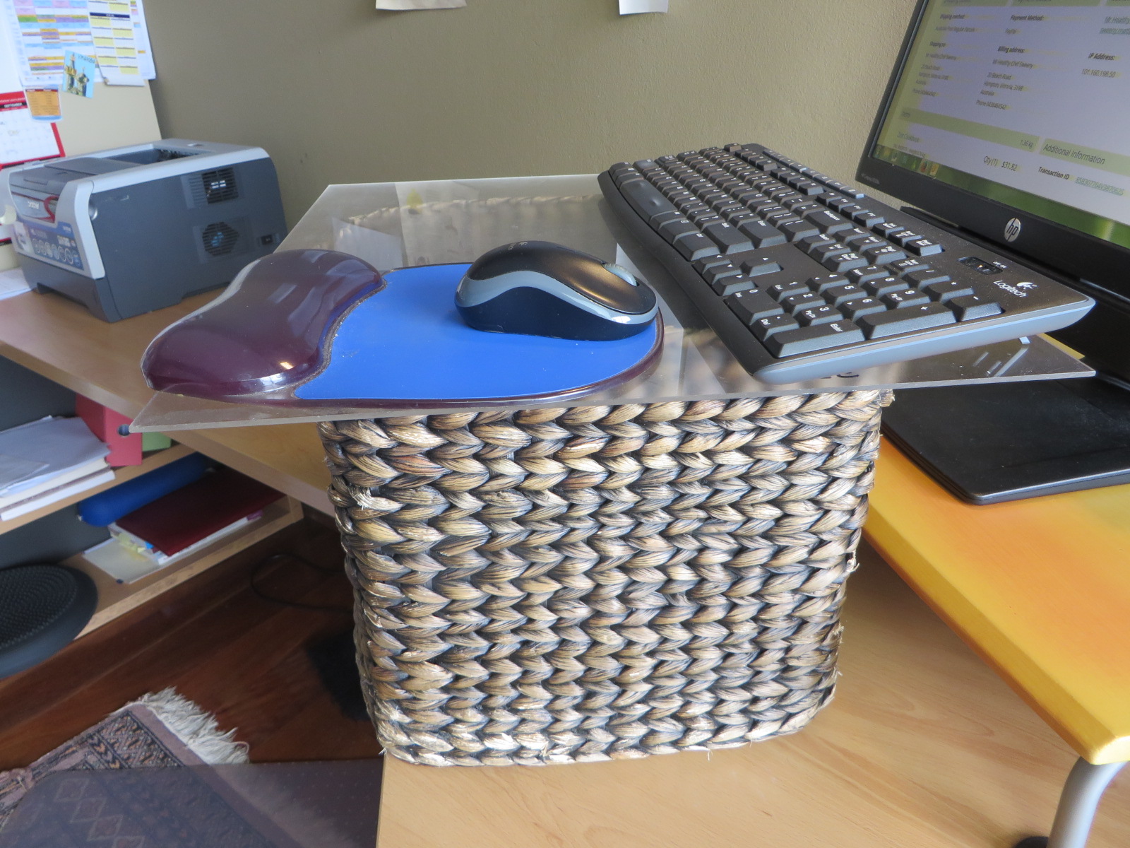 Standing Desk Cath4